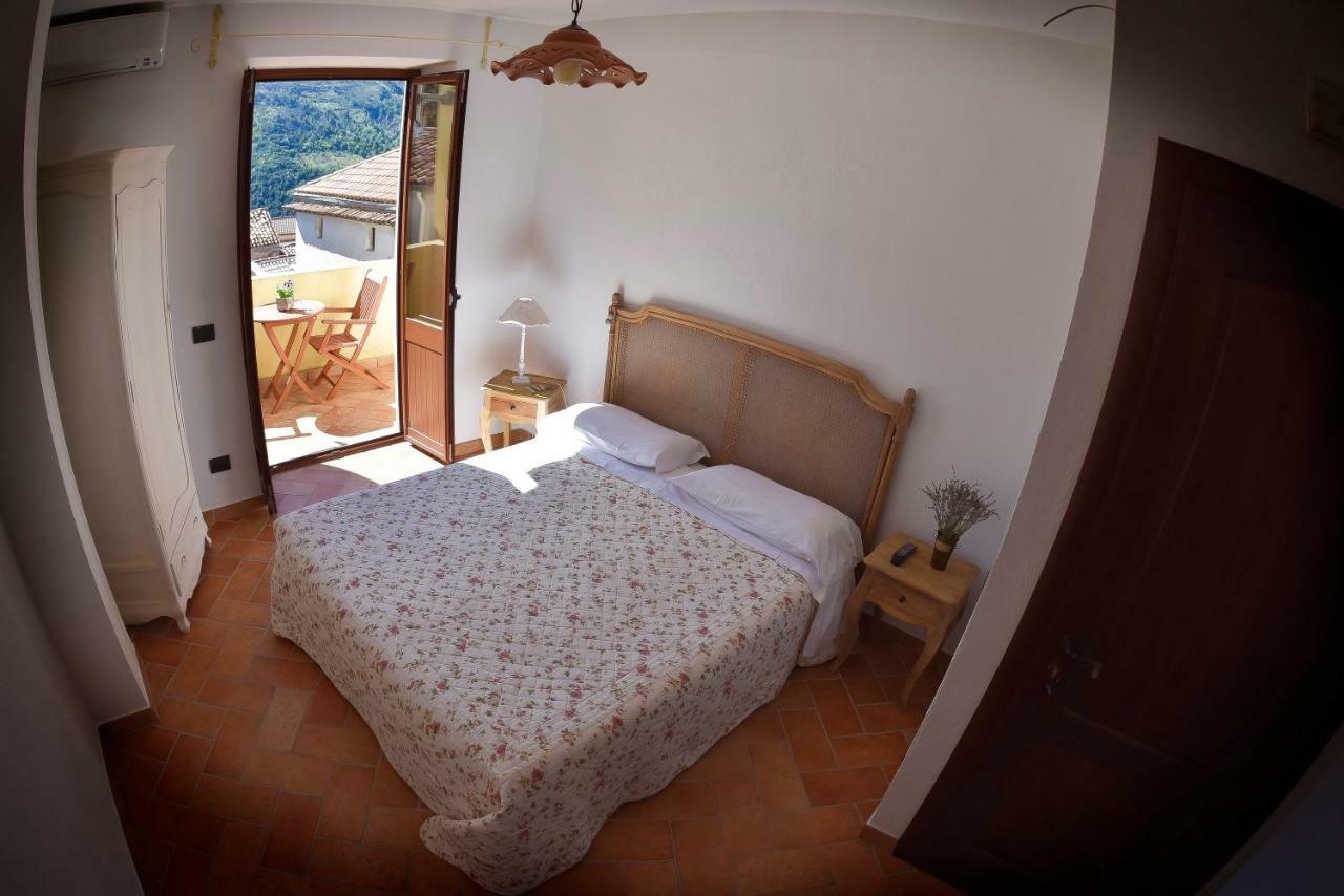 Il Giardino Di Julia B&B トルトラ エクステリア 写真